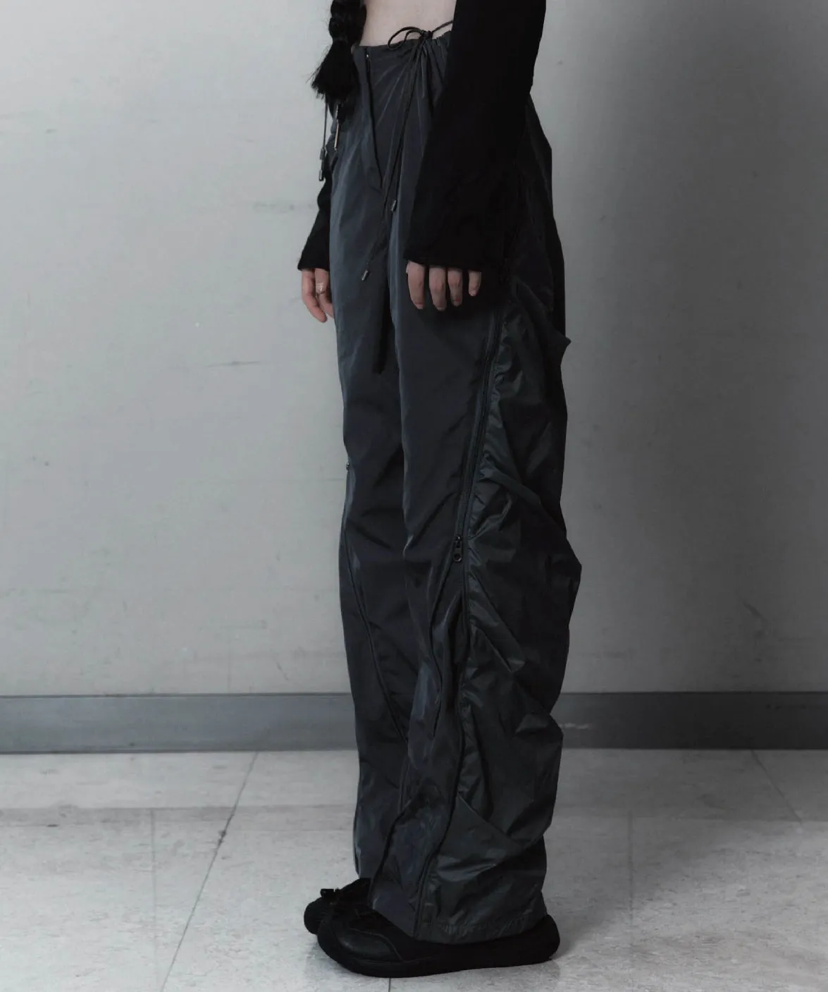 Dualize zipper control pants