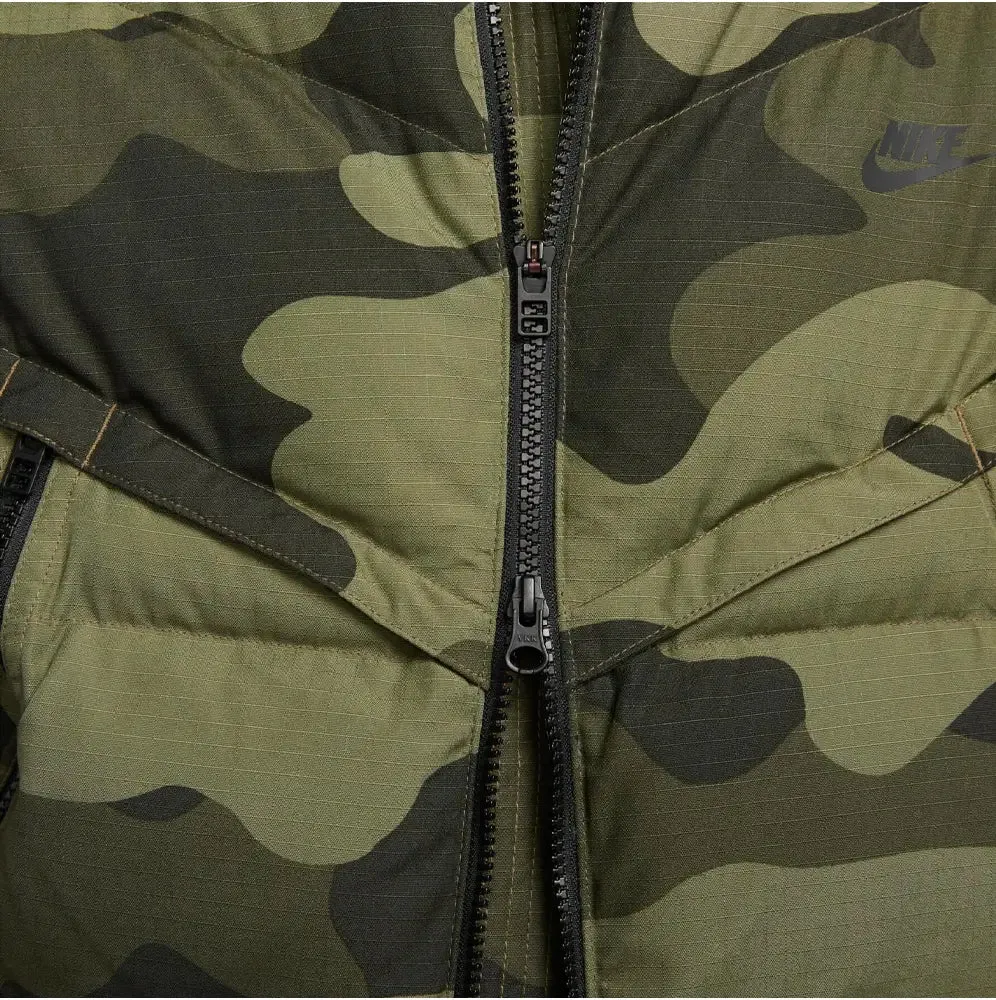 Sportswear Therma-Fit Windrunner Poly Filled Hooded Camo Jacket